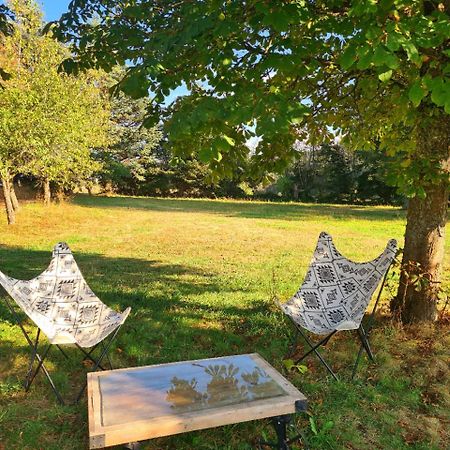 Room Lover Les Chaizes Saint-Romain-Lachalm Bagian luar foto